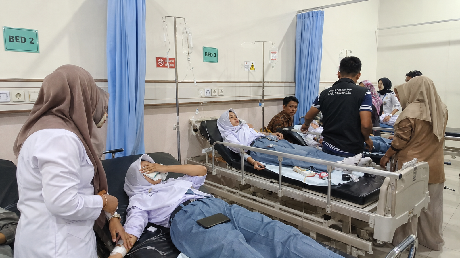 84 Siswa SMAN 1 Kokop Diduga Keracunan Makanan MBG, Belasan Masih Jalani Perawatan