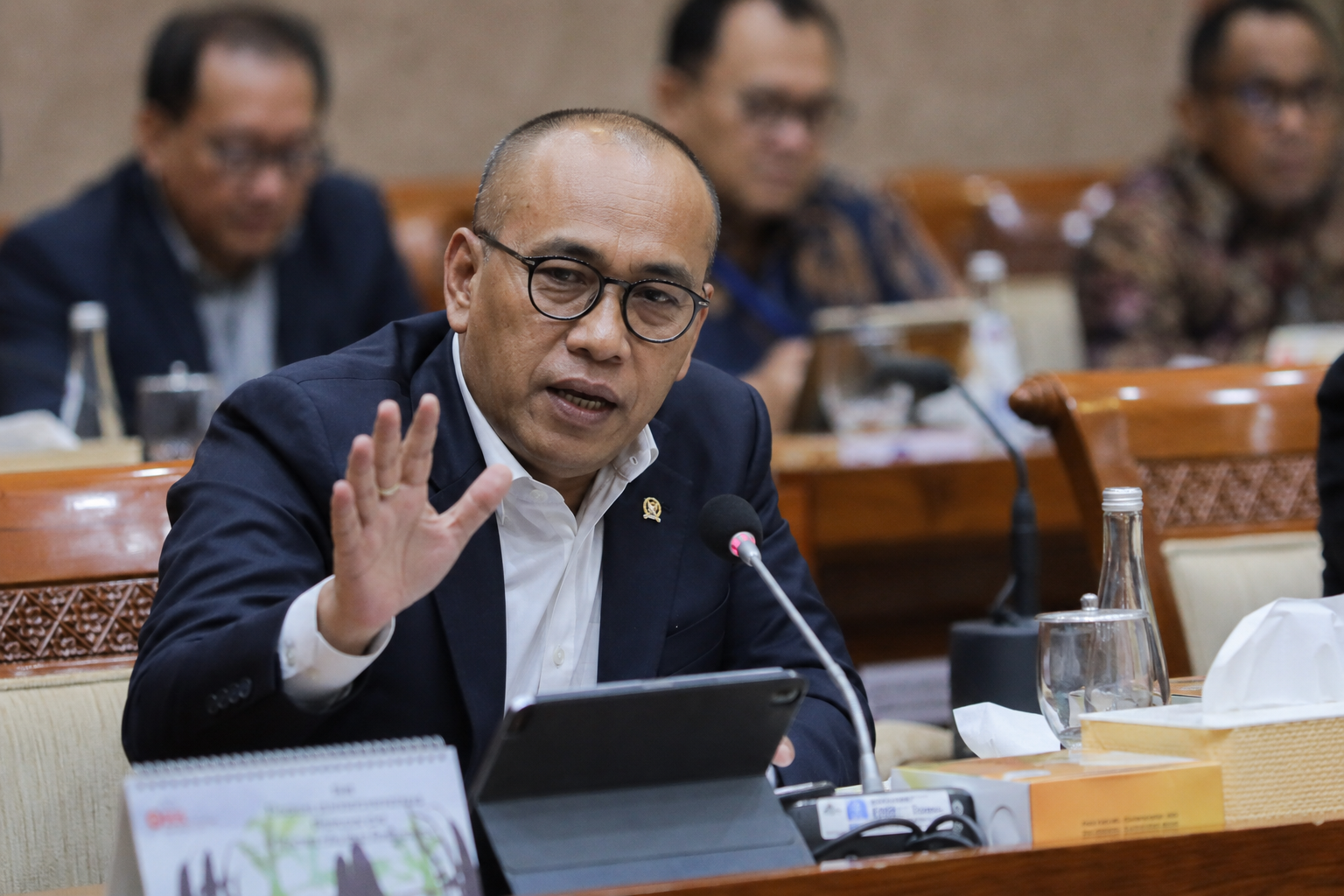Saan Tegaskan DPR Tetap Jalankan Fungsi Pengawasan, Soroti MBG hingga Polemik Pertamax