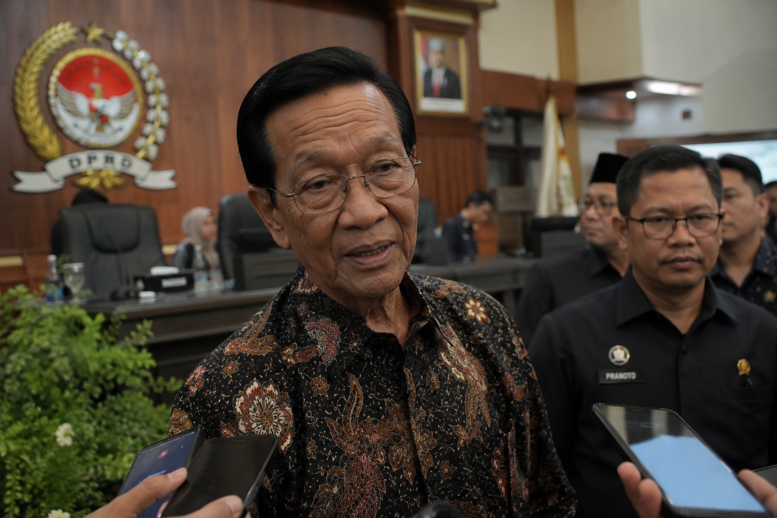 Sultan HB X Tegaskan Kondisinya Sehat, Kembali Pimpin Pemerintahan DIY