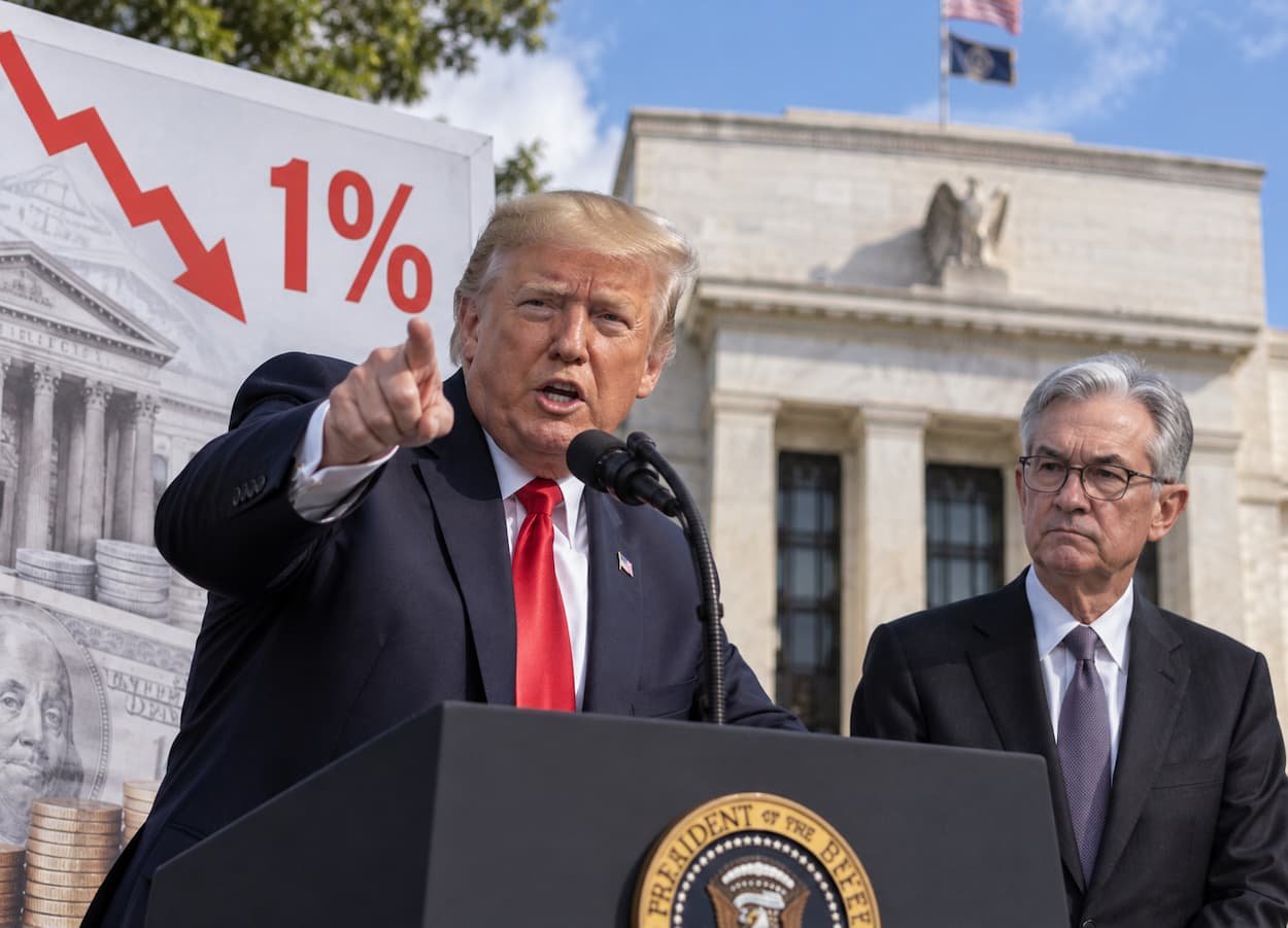 Trump Desak The Fed Turunkan Suku Bunga